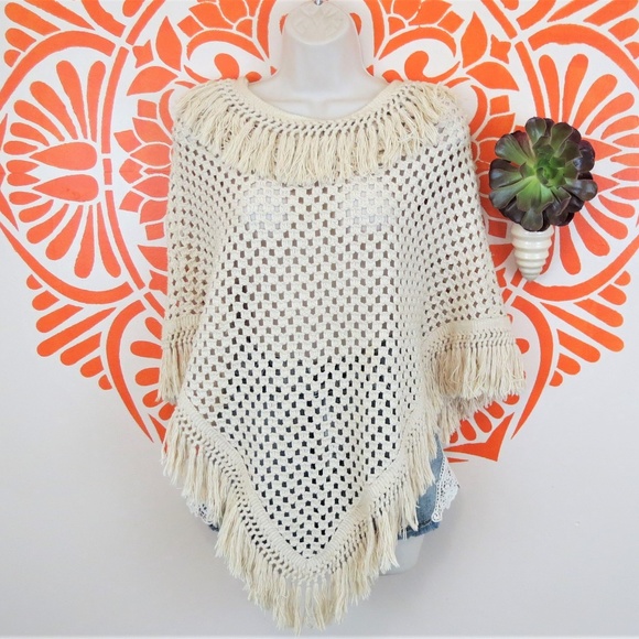 Sally Gee Sweaters - Vintage Creme Macrame Fringe Shawl